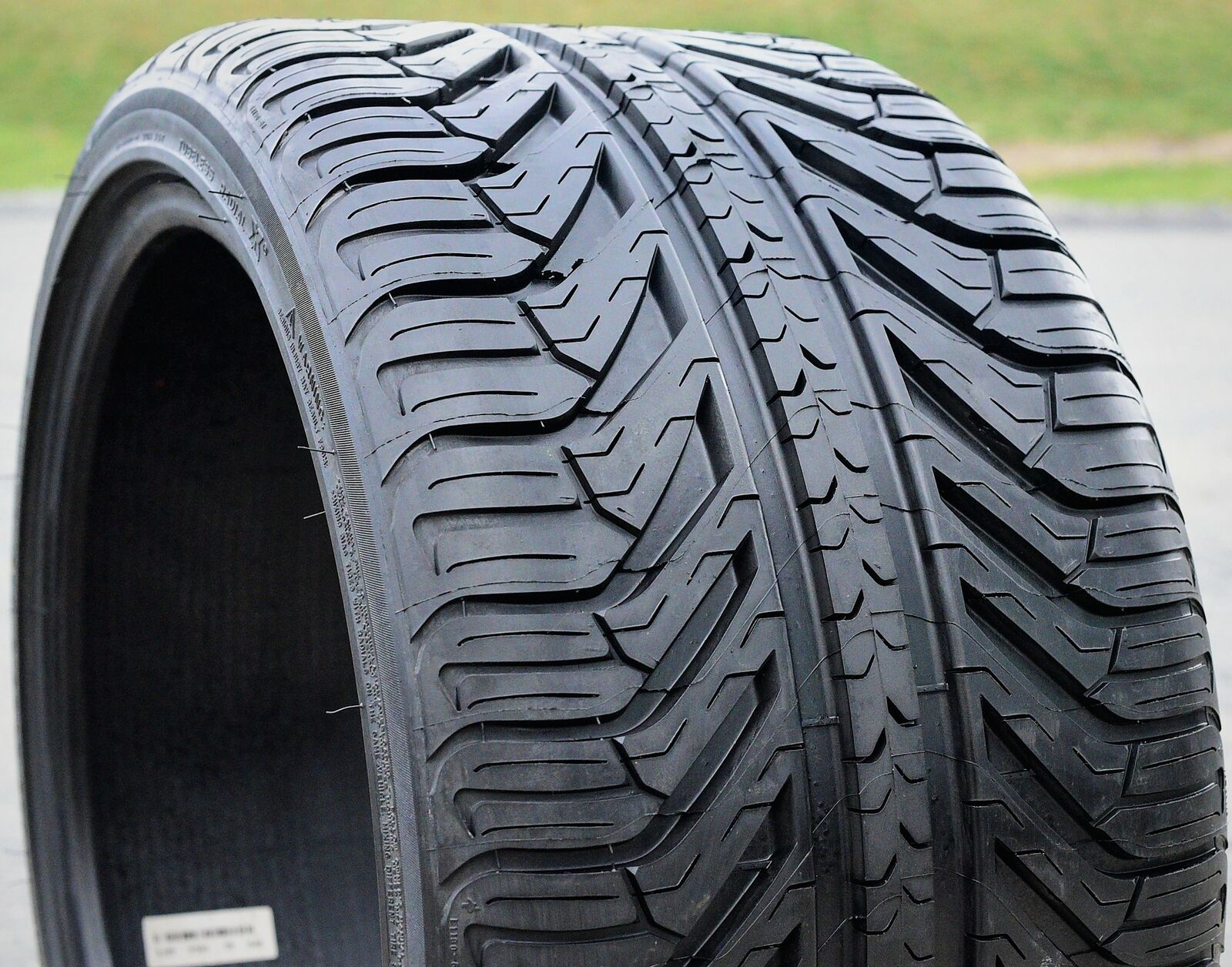 Michelin_Pilot_Sport_AS_Plus_2
